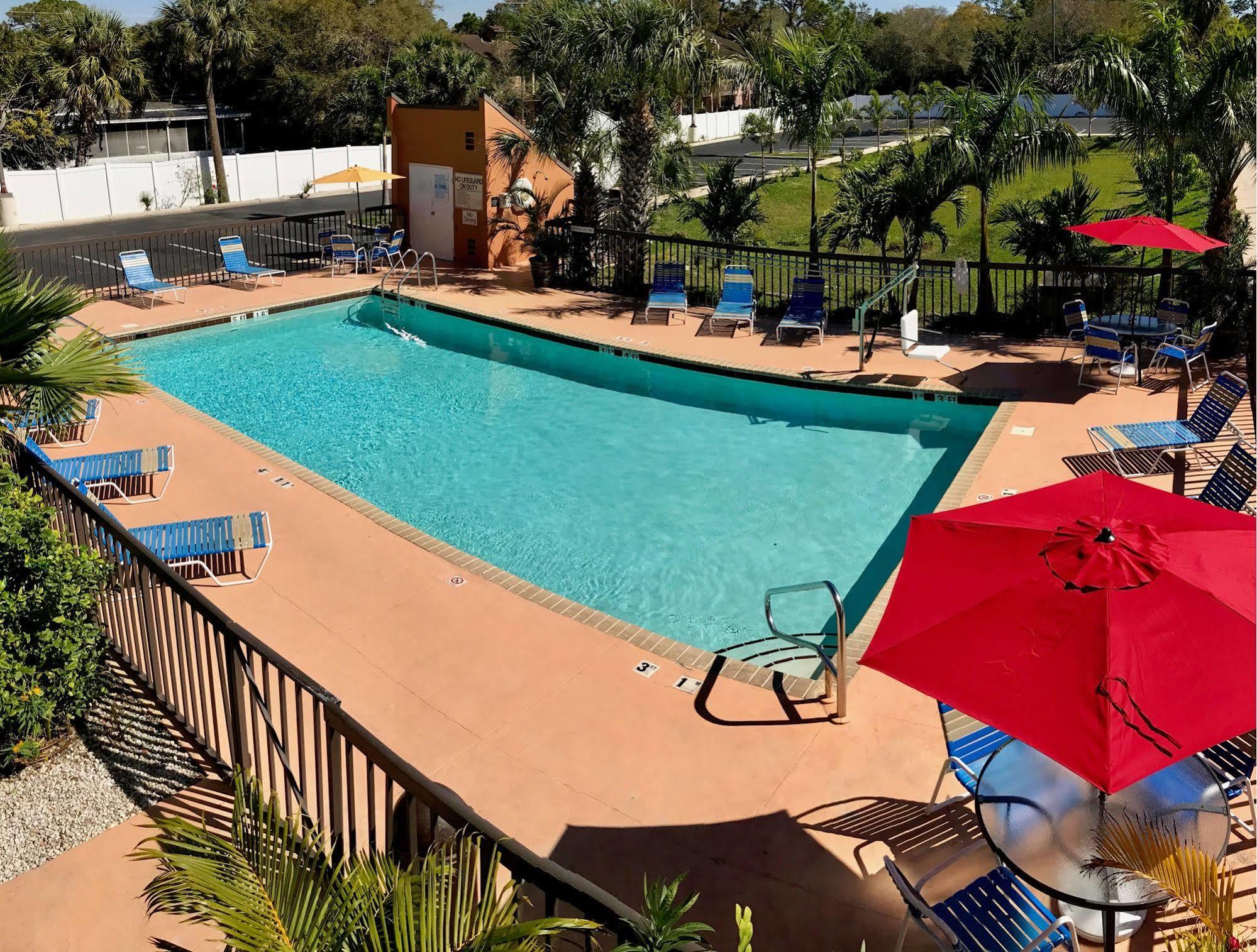 Days Inn By Wyndham Sarasota Bay Eksteriør billede